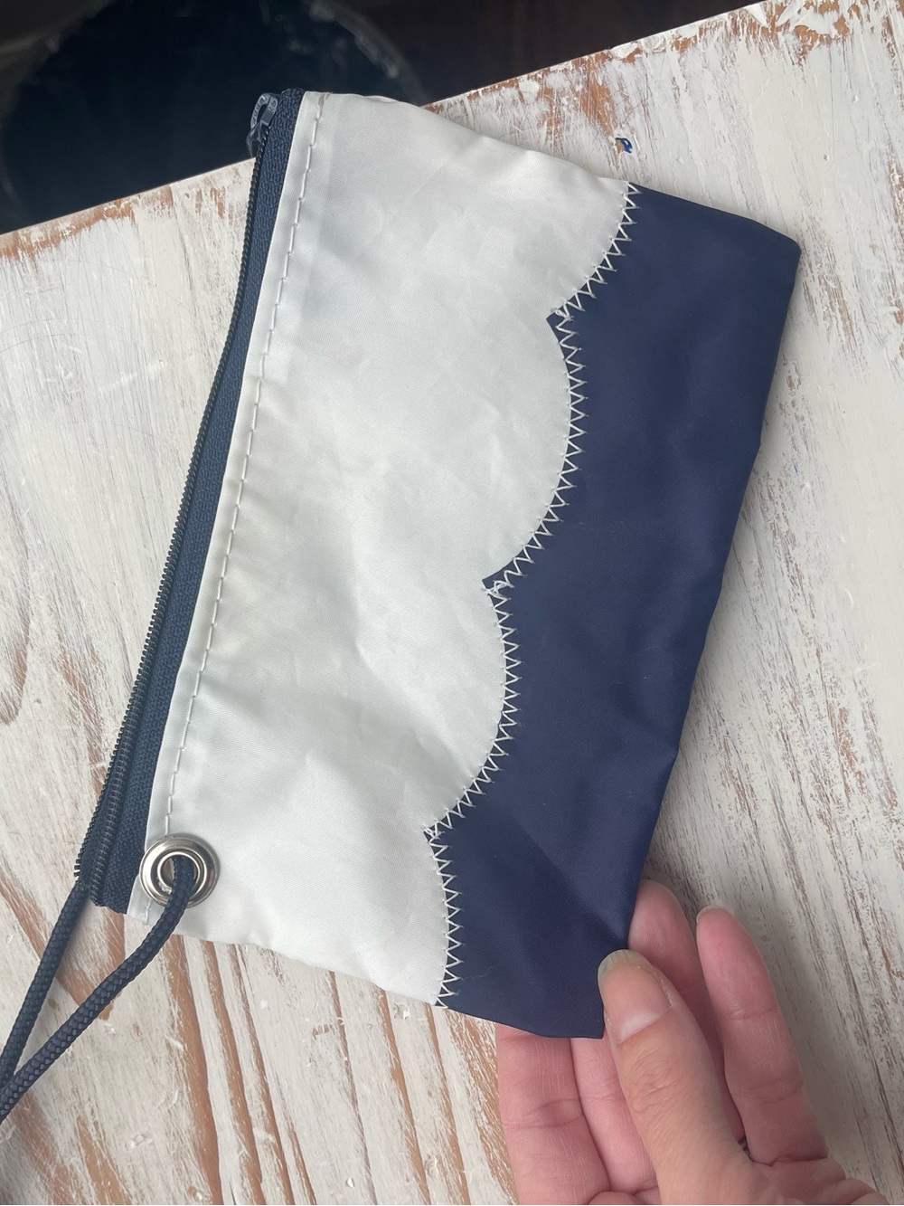 Sea Bags Navy and White Wave Zip Pouch Wristlet - Picture 3 of 4